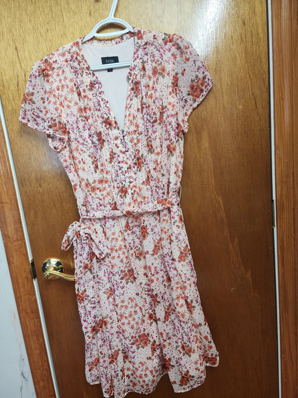 MSK Pink Floral Wrap Dress . Only 2 Days Used.🙂